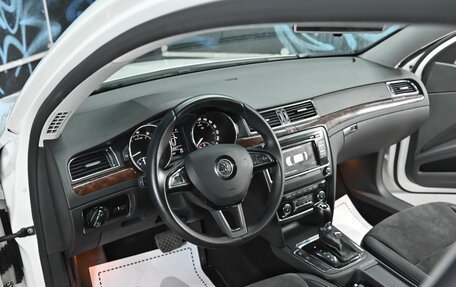 Skoda Superb III рестайлинг, 2015 год, 1 195 000 рублей, 8 фотография