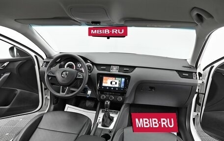 Skoda Octavia, 2018 год, 995 000 рублей, 12 фотография