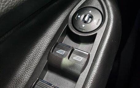 Ford Kuga III, 2013 год, 915 000 рублей, 20 фотография