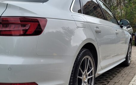 Audi A4, 2018 год, 2 950 000 рублей, 9 фотография