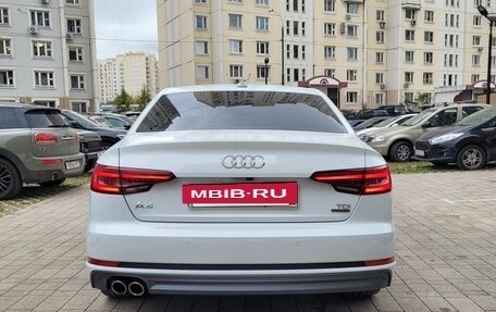 Audi A4, 2018 год, 2 950 000 рублей, 6 фотография