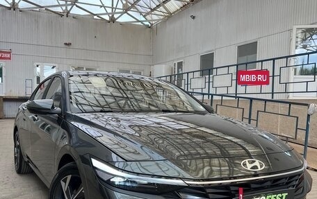 Hyundai Elantra, 2025 год, 2 500 000 рублей, 2 фотография
