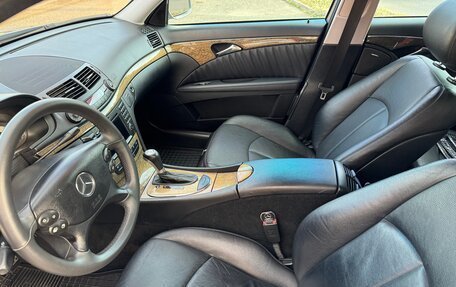 Mercedes-Benz E-Класс, 2008 год, 1 370 000 рублей, 3 фотография