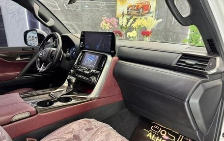 Lexus LX, 2022 год, 14 020 088 рублей, 12 фотография