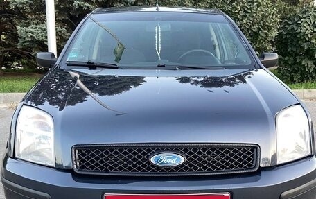 Ford Fusion I, 2005 год, 440 000 рублей, 1 фотография