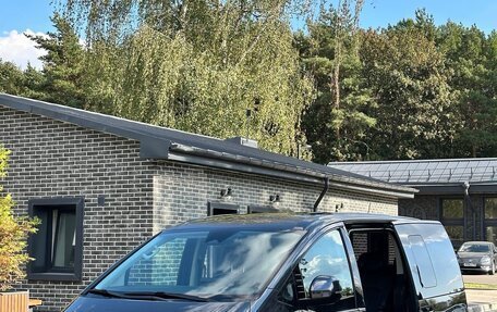 Hyundai Staria, 2022 год, 5 150 000 рублей, 2 фотография