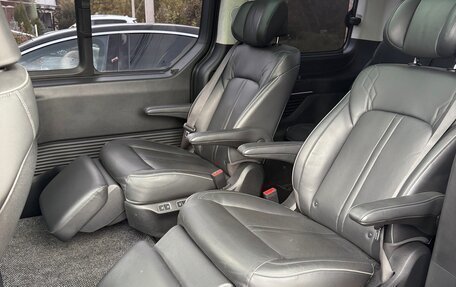 Hyundai Staria, 2022 год, 5 150 000 рублей, 10 фотография