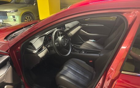 Mazda 6, 2020 год, 3 000 000 рублей, 4 фотография