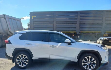 Toyota RAV4, 2020 год, 2 592 000 рублей, 7 фотография