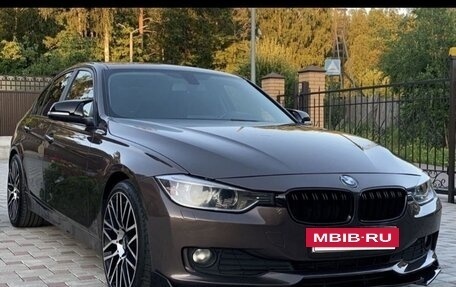 BMW 3 серия, 2013 год, 1 650 000 рублей, 10 фотография