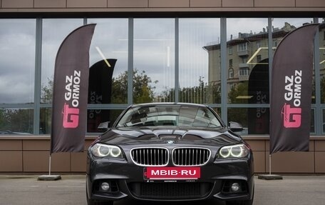 BMW 5 серия, 2014 год, 1 800 000 рублей, 3 фотография