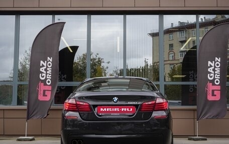 BMW 5 серия, 2014 год, 1 800 000 рублей, 5 фотография