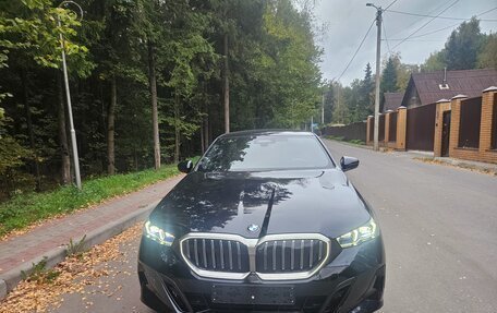 BMW 5 серия, 2024 год, 6 849 999 рублей, 18 фотография