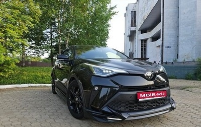Toyota C-HR I рестайлинг, 2020 год, 2 100 000 рублей, 1 фотография