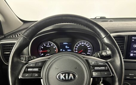 KIA Sportage IV рестайлинг, 2021 год, 2 240 000 рублей, 13 фотография