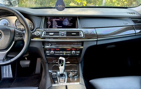 BMW 7 серия, 2009 год, 1 850 000 рублей, 16 фотография