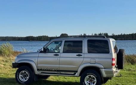 ЛуАЗ Patriot, 2011 год, 700 000 рублей, 8 фотография