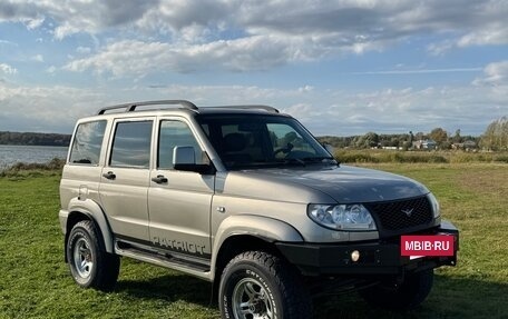 ЛуАЗ Patriot, 2011 год, 700 000 рублей, 3 фотография