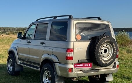 ЛуАЗ Patriot, 2011 год, 700 000 рублей, 7 фотография