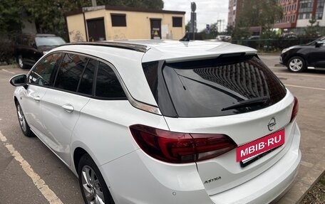 Opel Astra K, 2020 год, 1 650 000 рублей, 2 фотография