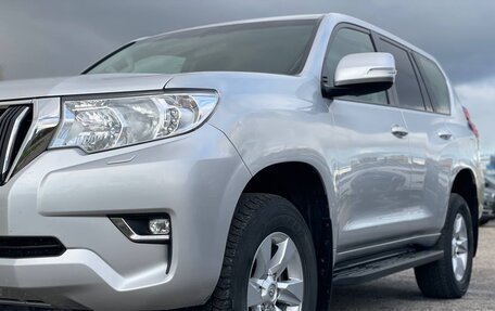 Toyota Land Cruiser Prado 150 рестайлинг 2, 2019 год, 3 990 000 рублей, 7 фотография