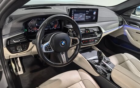 BMW 5 серия, 2020 год, 5 990 000 рублей, 14 фотография