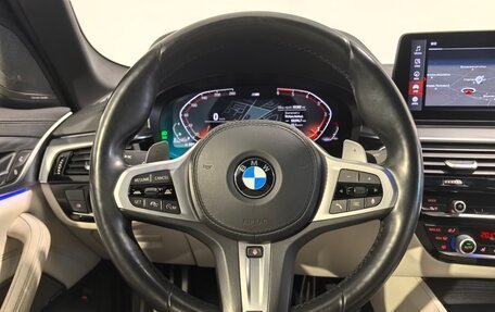 BMW 5 серия, 2020 год, 5 990 000 рублей, 13 фотография