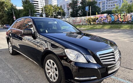 Mercedes-Benz E-Класс, 2012 год, 1 890 000 рублей, 2 фотография