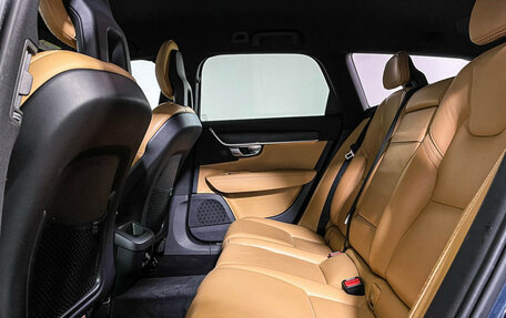 Volvo V90 Cross Country I рестайлинг, 2017 год, 2 797 000 рублей, 10 фотография