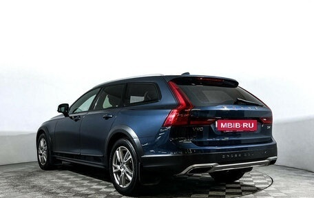 Volvo V90 Cross Country I рестайлинг, 2017 год, 2 797 000 рублей, 7 фотография