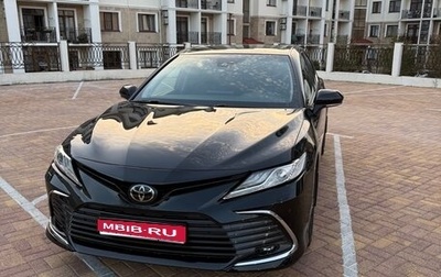 Toyota Camry, 2021 год, 3 300 000 рублей, 1 фотография