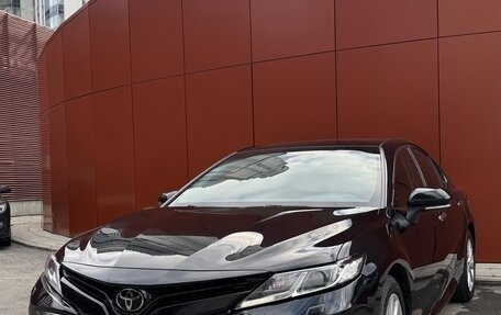 Toyota Camry, 2018 год, 2 790 000 рублей, 2 фотография