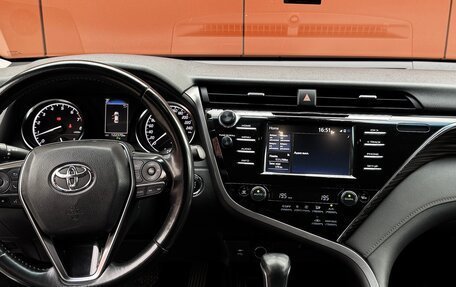 Toyota Camry, 2018 год, 2 790 000 рублей, 13 фотография