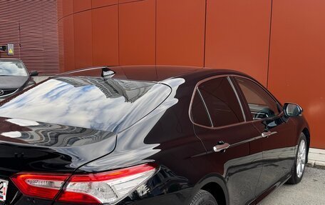 Toyota Camry, 2018 год, 2 790 000 рублей, 17 фотография