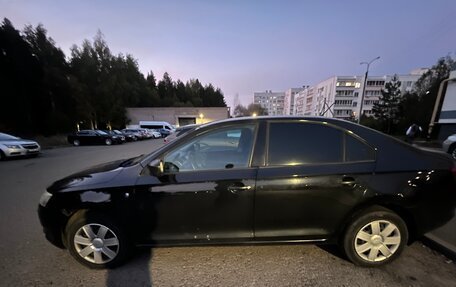 Skoda Rapid I, 2014 год, 800 000 рублей, 2 фотография
