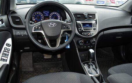 Hyundai Solaris II рестайлинг, 2015 год, 1 099 000 рублей, 11 фотография