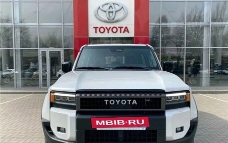 Toyota Land Cruiser Prado, 2024 год, 12 900 000 рублей, 2 фотография