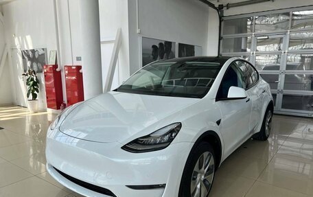 Tesla Model Y I, 2021 год, 4 399 900 рублей, 3 фотография