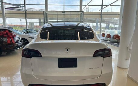 Tesla Model Y I, 2021 год, 4 399 900 рублей, 5 фотография