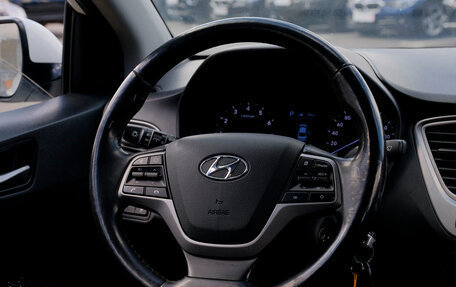 Hyundai Solaris II рестайлинг, 2019 год, 1 409 800 рублей, 11 фотография