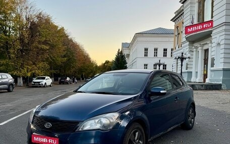 KIA cee'd I рестайлинг, 2011 год, 700 000 рублей, 1 фотография