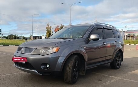 Mitsubishi Outlander III рестайлинг 3, 2008 год, 950 000 рублей, 3 фотография