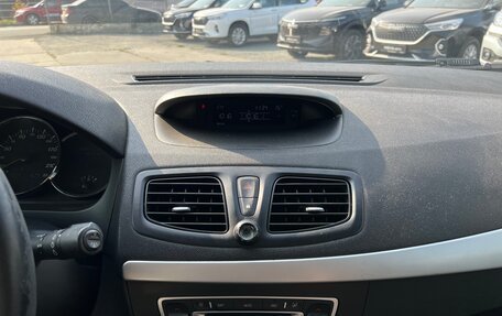 Renault Fluence I, 2013 год, 650 000 рублей, 4 фотография