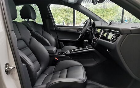 Porsche Macan I рестайлинг, 2025 год, 11 480 000 рублей, 17 фотография
