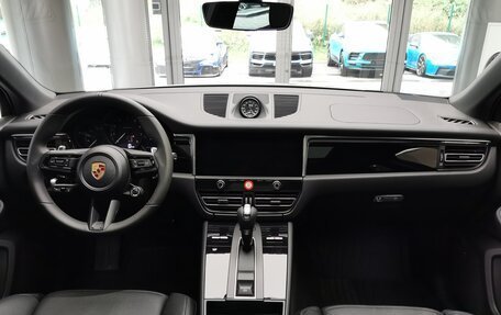 Porsche Macan I рестайлинг, 2025 год, 11 480 000 рублей, 33 фотография
