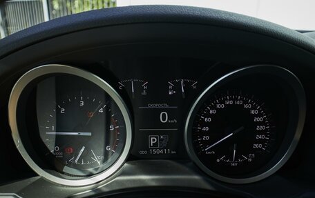 Toyota Land Cruiser 200, 2015 год, 5 799 000 рублей, 17 фотография