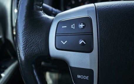 Toyota Land Cruiser 200, 2015 год, 5 799 000 рублей, 24 фотография