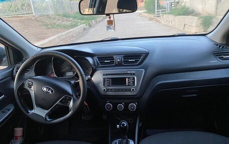 KIA Rio III рестайлинг, 2015 год, 830 000 рублей, 6 фотография