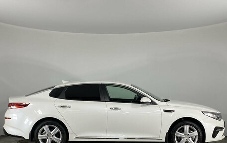 KIA Optima IV, 2018 год, 2 270 000 рублей, 10 фотография