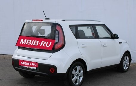 KIA Soul II рестайлинг, 2017 год, 1 345 000 рублей, 8 фотография